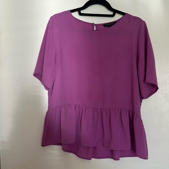 Banana Republic Tops - Banana Republic polyester top